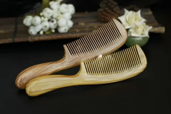 Large Handle Green Sandalwood Wooden Hair Brush for Smooth Hair - Image 5