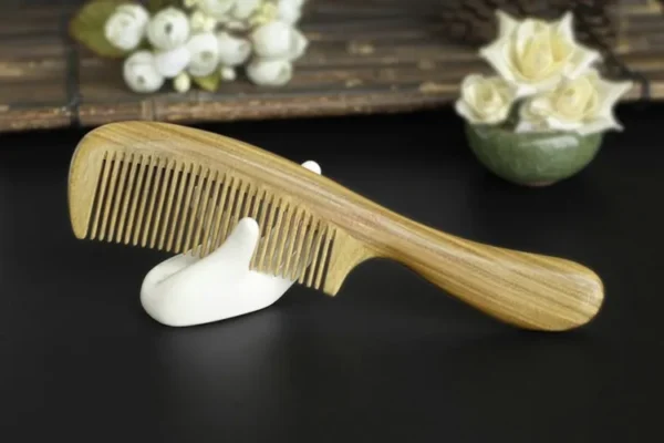 Large Handle Green Sandalwood Wooden Hair Brush for Smooth Hair - Image 3